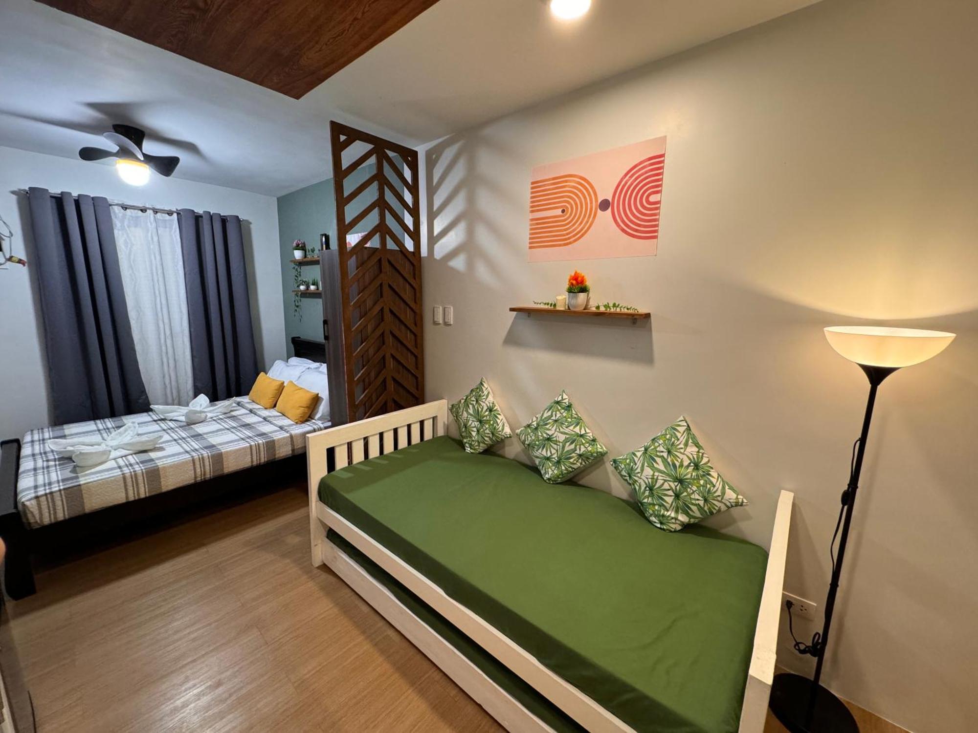 Cozyvilla At Pine Suites Tagaytay 2Br Or Studio With Free Parking 2Br In Basement Parking And Studio In Offsite Parking Tagaytay City Exterior foto