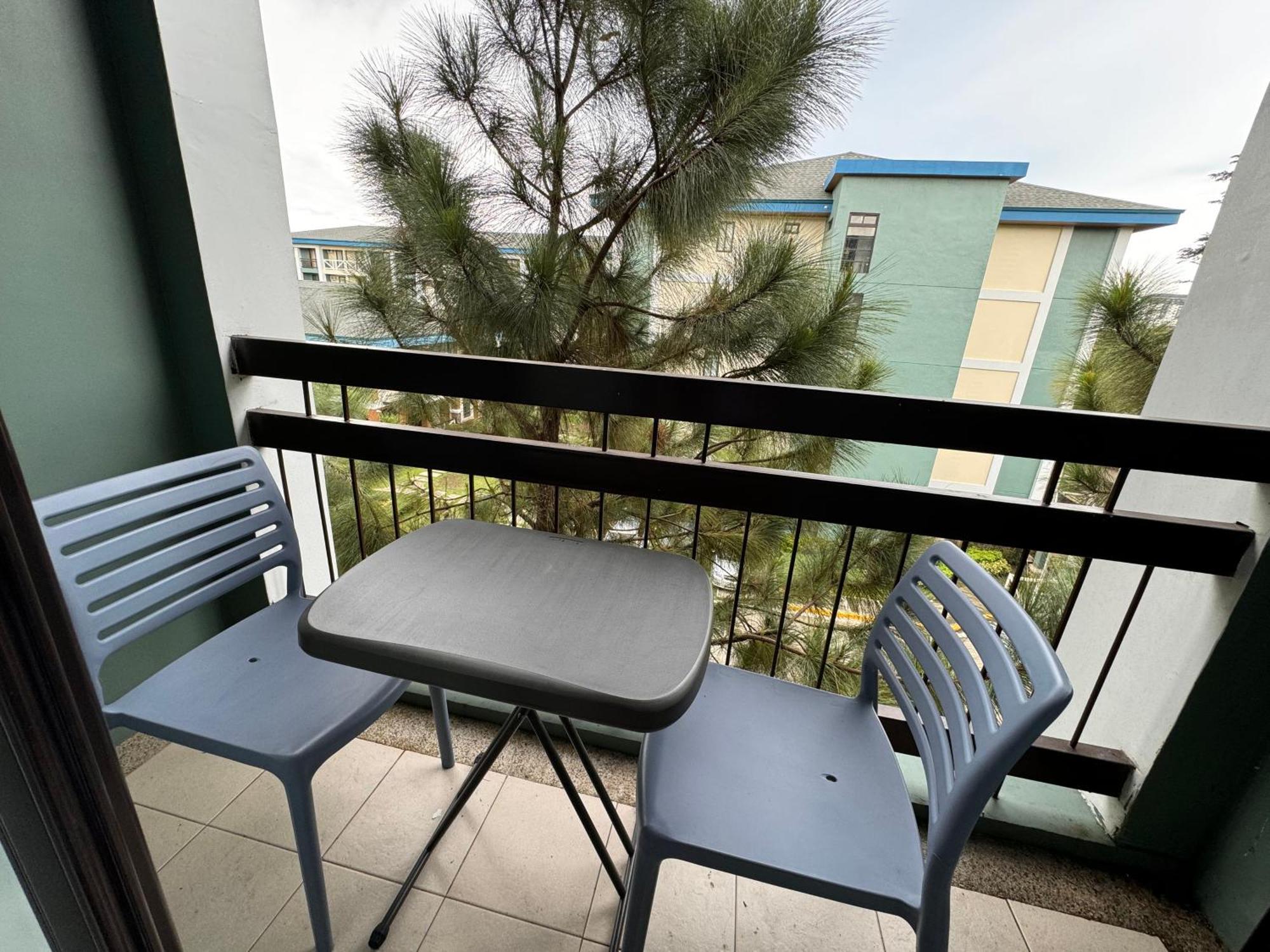 Cozyvilla At Pine Suites Tagaytay 2Br Or Studio With Free Parking 2Br In Basement Parking And Studio In Offsite Parking Tagaytay City Exterior foto
